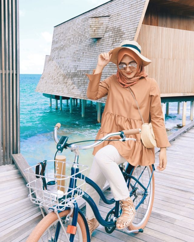 ootd hijab pakai topi