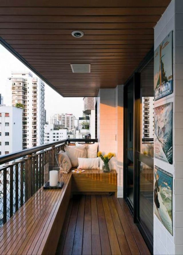 11 Penataan Balkon Rumah Minimalis yang Nyaman buat Leyeh-leyeh Cantik