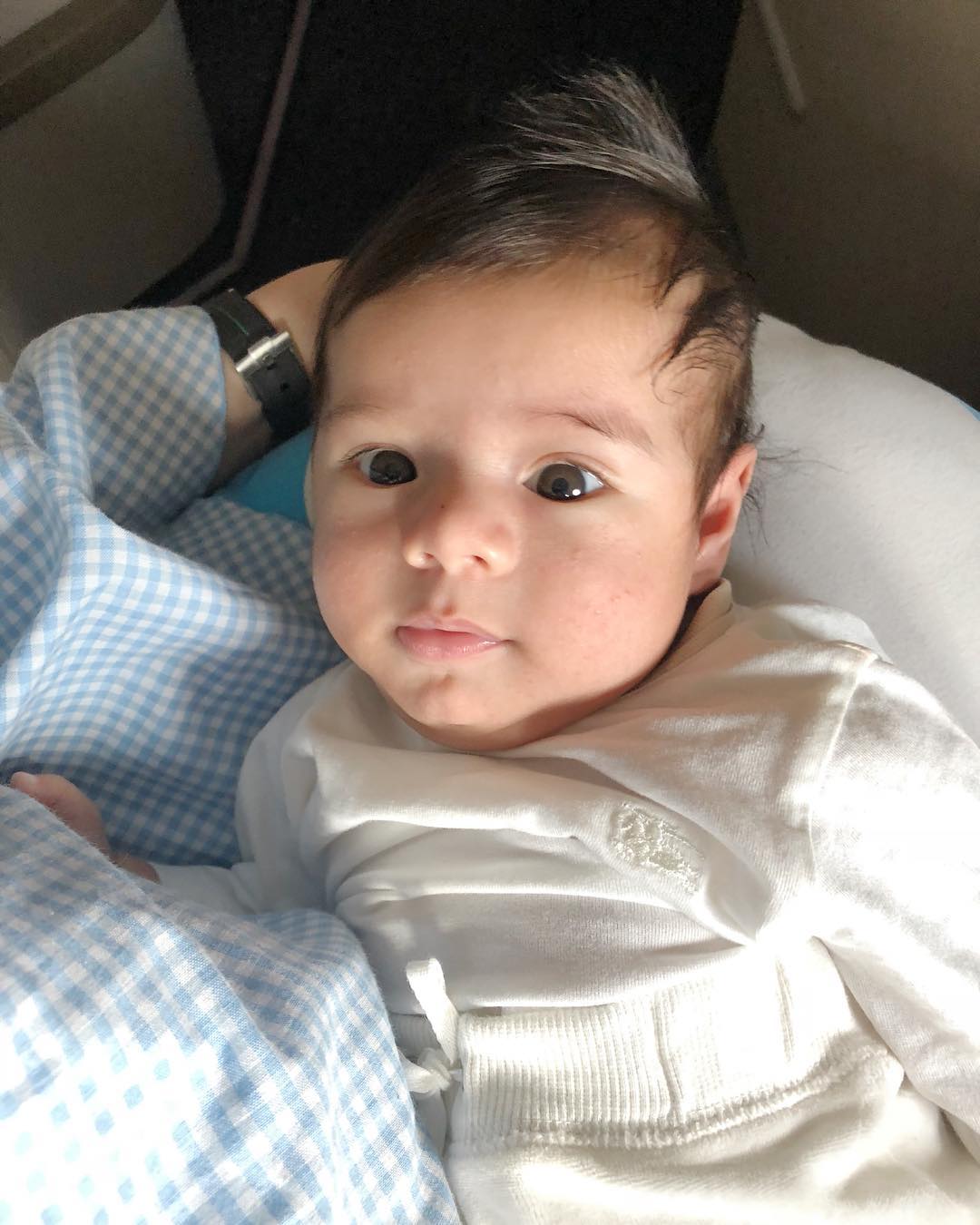Beruntungnya Carissa Puteri Punya 2 Anak Cowok yang Ganteng Semua. Calon Imam Masa Depan! 31 Beruntungnya Carissa Puteri Punya 2 Anak Cowok yang Ganteng Semua. Calon Imam Masa Depan!