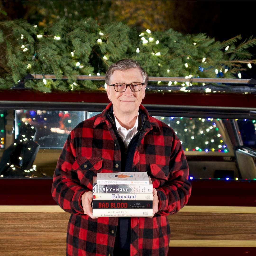 Bill Gates Beli Burger dan Antre di Pinggir Jalan, Warganet Dunia Geger dan Salut!