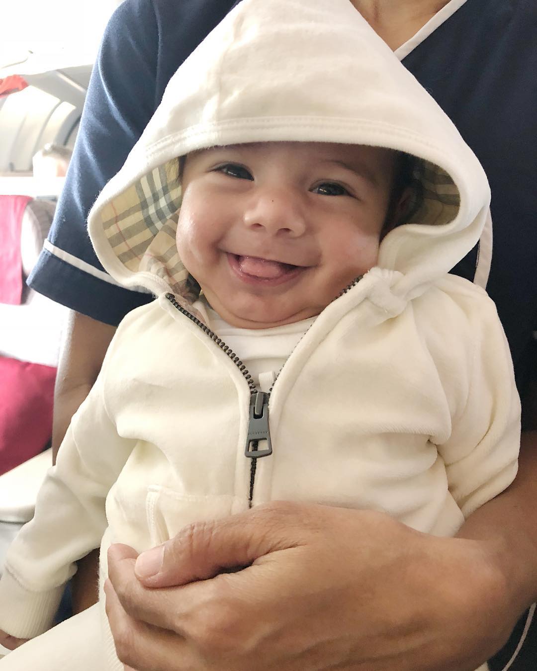 Beruntungnya Carissa Puteri Punya 2 Anak Cowok yang Ganteng Semua. Calon Imam Masa Depan! 33 Beruntungnya Carissa Puteri Punya 2 Anak Cowok yang Ganteng Semua. Calon Imam Masa Depan!