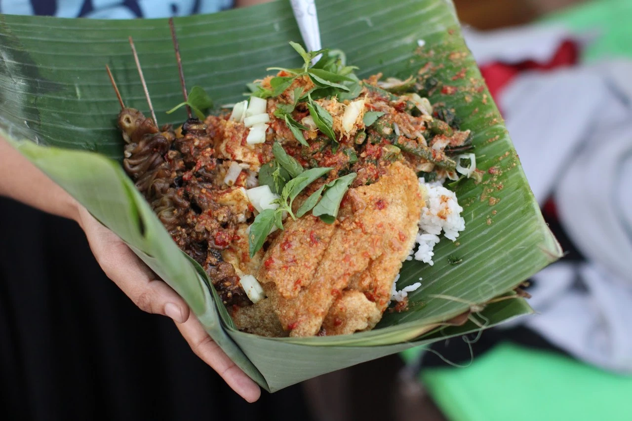 bungkusan daun pisang