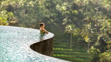 Turis yang Masuk ke Bali Harus Bayar 10 USD. Apakah Dampaknya Wisata Bali Bakalan Sepi?