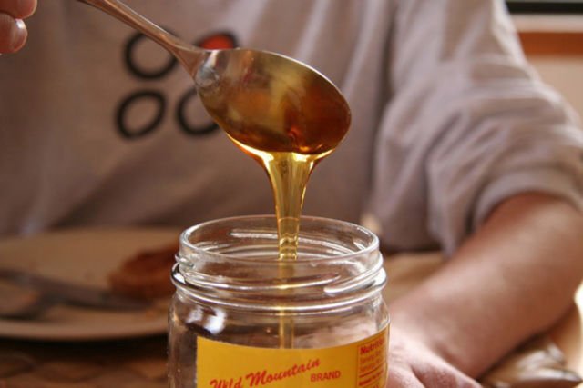 Cara membedakan madu murni dan campuran