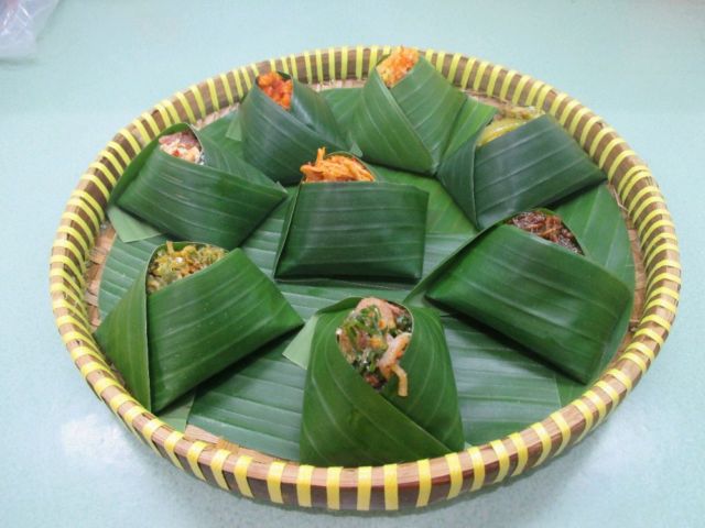 bungkusan daun pisang