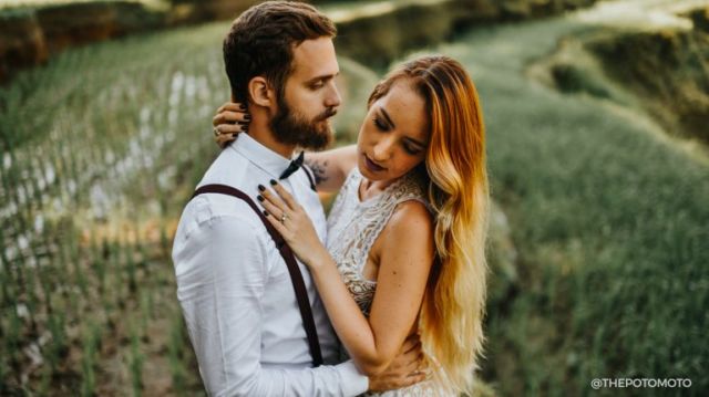 11+ Inspirasi Cantik Post-Wedding yang Lagi Kekinian. Bisa Tampil Mesra tanpa Perlu Sungkan-sungkan, Ya Kan?