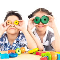 8 Ide Menyalurkan Hobi Anak yang Suka Mencorat-coret Dinding. Dijamin Bermanfaat!
