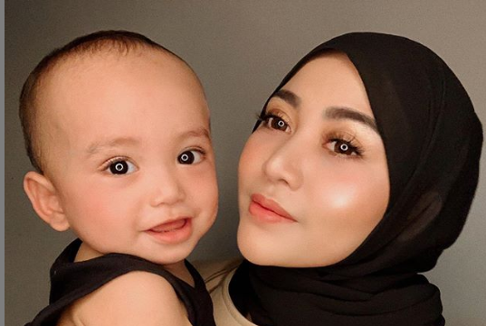 Dari Mana Sih Sumber Kekayaan Rachel Vennya? Fakta-Fakta Ini Jawabannya!