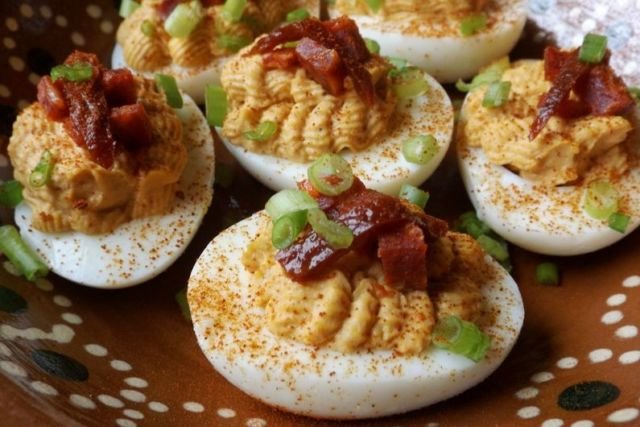 9+ Sajian Telur Rebus untuk Lauk Makan. Masa Menunya Nasi+Telur Rebus+Kecap Manis Lagi?