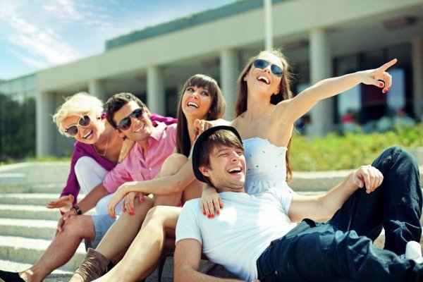 Tips Menghindari Hidup yang Penuh Drama dalam Peer Group di Usia 20 Tahun ke Atas!