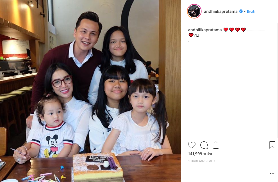 Lucunya Andhika Pratama Ngasih Kode Tambah Anak ke Ussy. Warganet Pun Dukung Penuh!