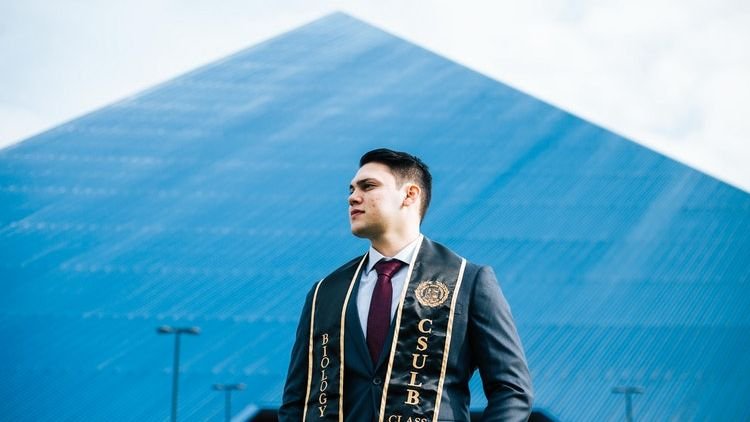 Panggilan Hati, Panggilan Kerja. Begini Biografi Taruna Adji