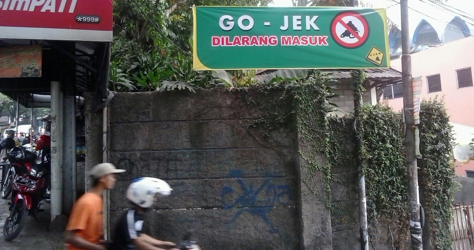 Inilah Sosok Driver Ojek Online Pertama Bernomor 001. Banyak Cerita Menarik di Balik Perjuangannya