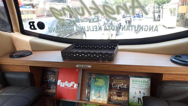 Serasa Piknik, Coba deh Naik Angkot Lagi dan Temukan 12 Fitur Uniknya Seperti ini. Asyik Banget!