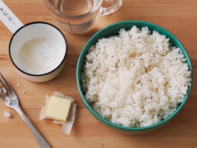 Masak Nasi + 7 Bahan ini Bikin Aromanya Makin Nikmat. Selera Makan Jadi Makin Meningkat