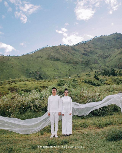 8 Potret Syahdu nan Romantis Pre-Wedding Miss Grand International 2016, Ariska Putri Pertiwi dan Tengku Ryan Novandi