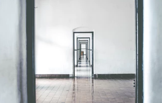 Inilah Pengalamanku Jalan – Jalan ke Lawang Sewu di Malam Hari, Seram Abis! Kalian Harus Mampir Juga!
