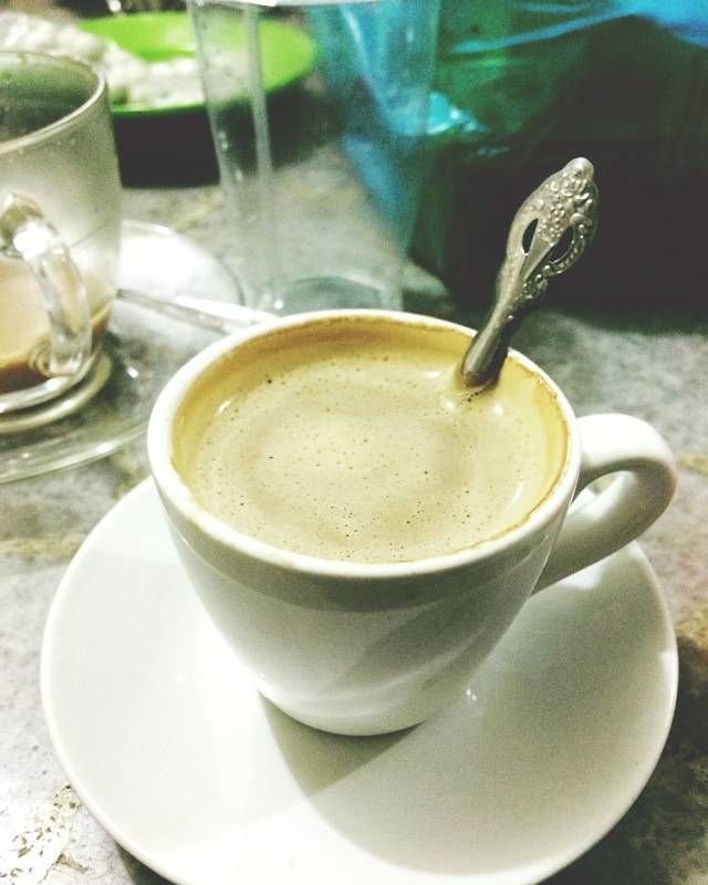 Sanger di salah satu warung kopi di Banda Aceh