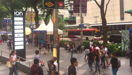 Dibalik Riuhnya Orchard Road yang Namanya Terinspirasi dari Pekebunan di Tahun 1800an