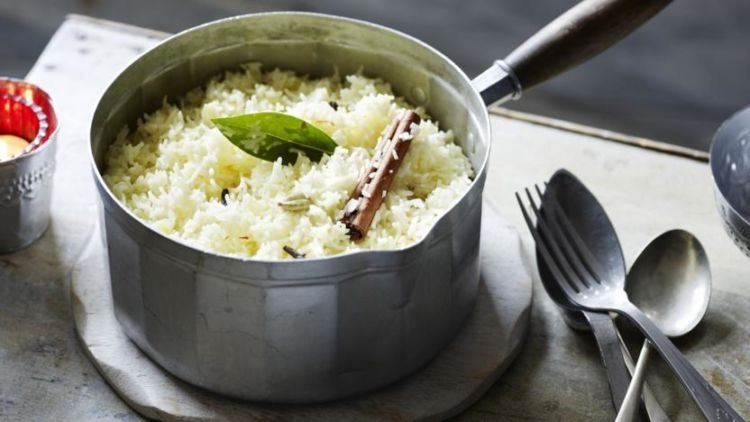 Masak Nasi + 7 Bahan ini Bikin Aromanya Makin Nikmat. Selera Makan Jadi Makin Meningkat