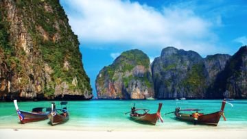 7 Destinasi yang Jadi Tongkrongan Bule di Thailand. Pasir Putih Berpadu Pemandangan Spektakuler!