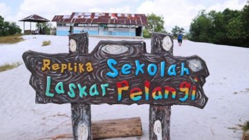 Replika Sekolah Laskar Pelangi, Destinasi Wajib Kunjung di Belitung Timur. Siapa yang Belum ke Sini?