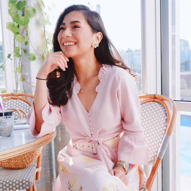 9 Inspirasi Modest Wear ala Abel Cantika. Bisa Kok Jadi Pusat Perhatian Tanpa Harus 'Buka-bukaan'! 21 9 Inspirasi Modest Wear ala Abel Cantika. Bisa Kok Jadi Pusat Perhatian Tanpa Harus 'Buka-bukaan'!