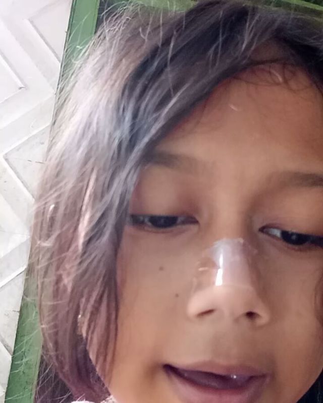 Viral Tutorial Make-up Pakai Sendok, Ini 6 Kreasi Nyentrik Beauty Vlogger Cilik Nayla. Keren Banget!