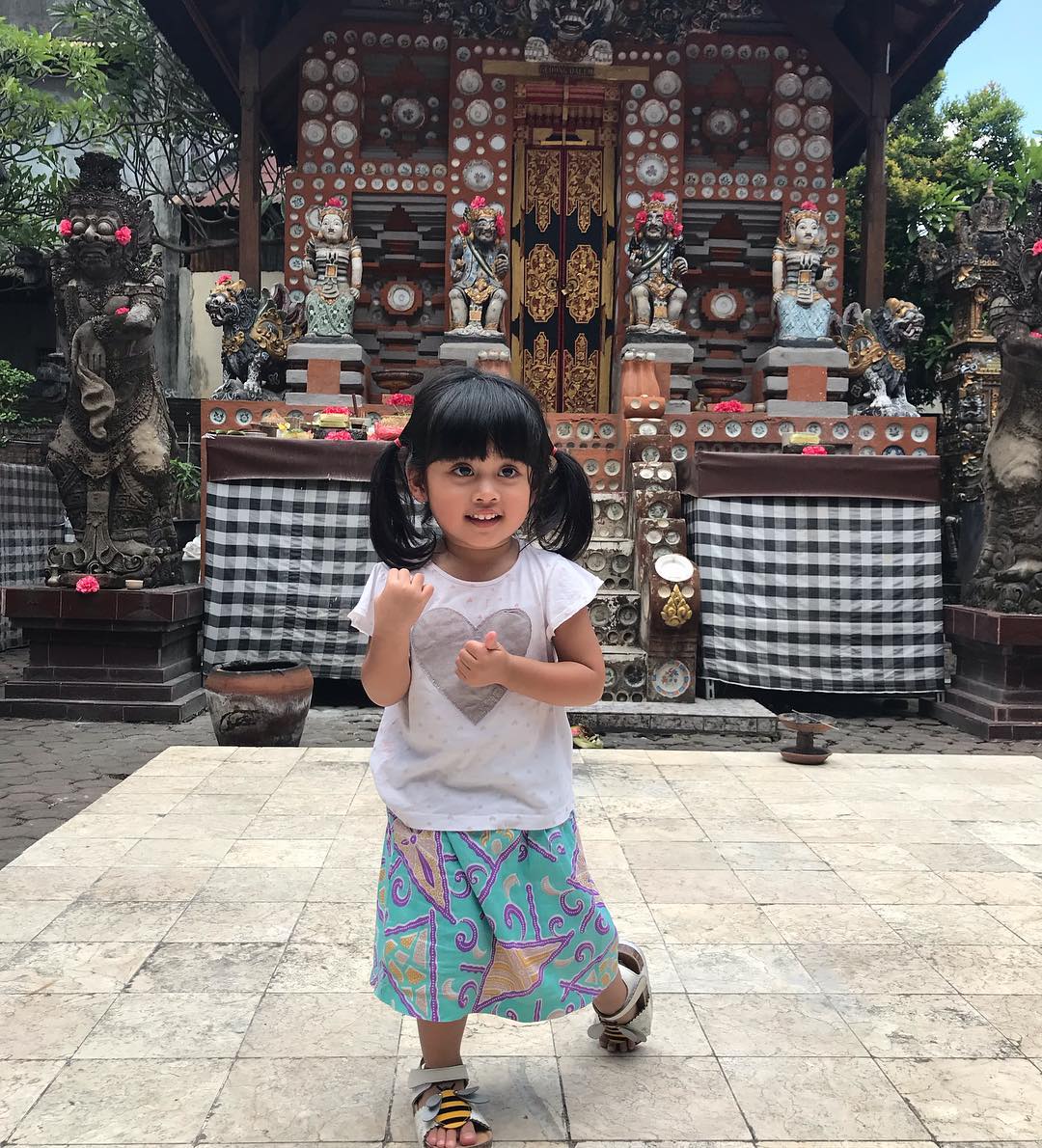11 Foto Lucu Vania, Adik Verrel Bramasta yang Mata Belonya Bikin Salah Fokus. Gemas HQQ!