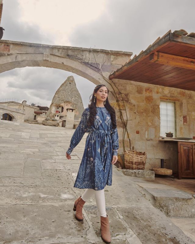 9 Inspirasi Modest Wear ala Abel Cantika. Bisa Kok Jadi Pusat Perhatian Tanpa Harus 'Buka-bukaan'! 20 9 Inspirasi Modest Wear ala Abel Cantika. Bisa Kok Jadi Pusat Perhatian Tanpa Harus 'Buka-bukaan'!