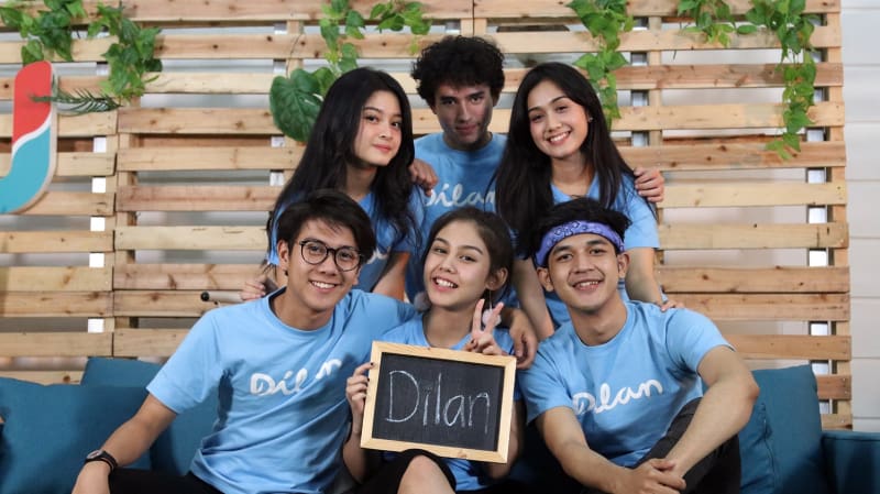 8 Tipe Penonton Film di Indonesia. Mulai yang Antusias Kebangetan Sampai yang Cuma Demen Artisnya