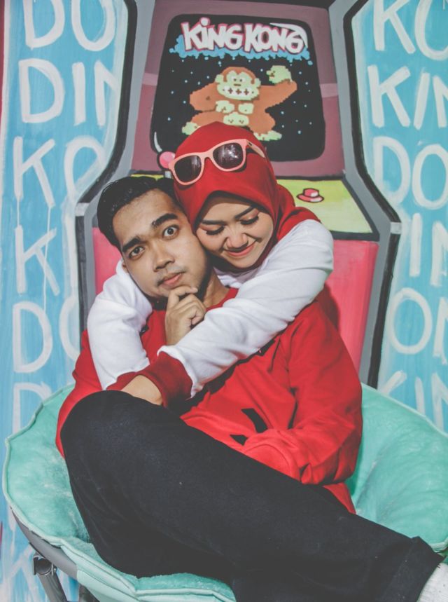 6 Inspirasi Pre-Wedding Pop Art Ala Selebtwit @bayu_joo & @luluhusnaa. Bujet Tipis, Hasil Kece Abis