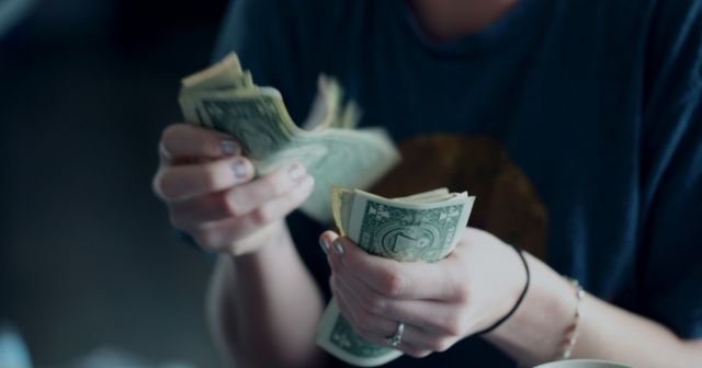 Sesuaikan Budget