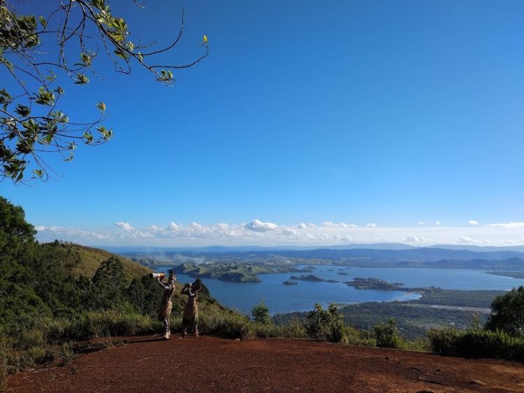 10 Destinasi Wisata di Jayapura yang Keren Banget. Liburan ke Sana Berasa Lagi ke Luar Negeri Lho!