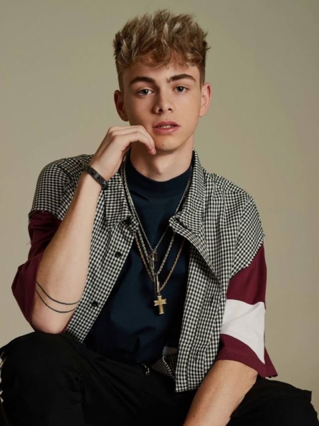 Pentagon Magazine