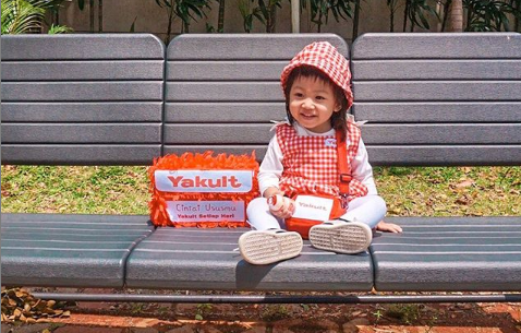 10 OOTD Lumi, Keponakan Bena Kribo yang Sedari Kecil Udah Ekspresif! Lucu ~