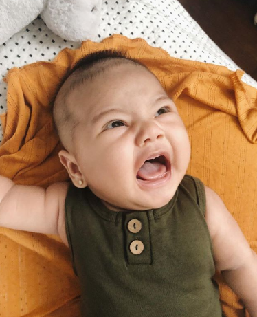 10 Potret Freya Kayona, Anak Selebgram Dwi Handa yang Pipi Gembilnya Bikin Salfok
