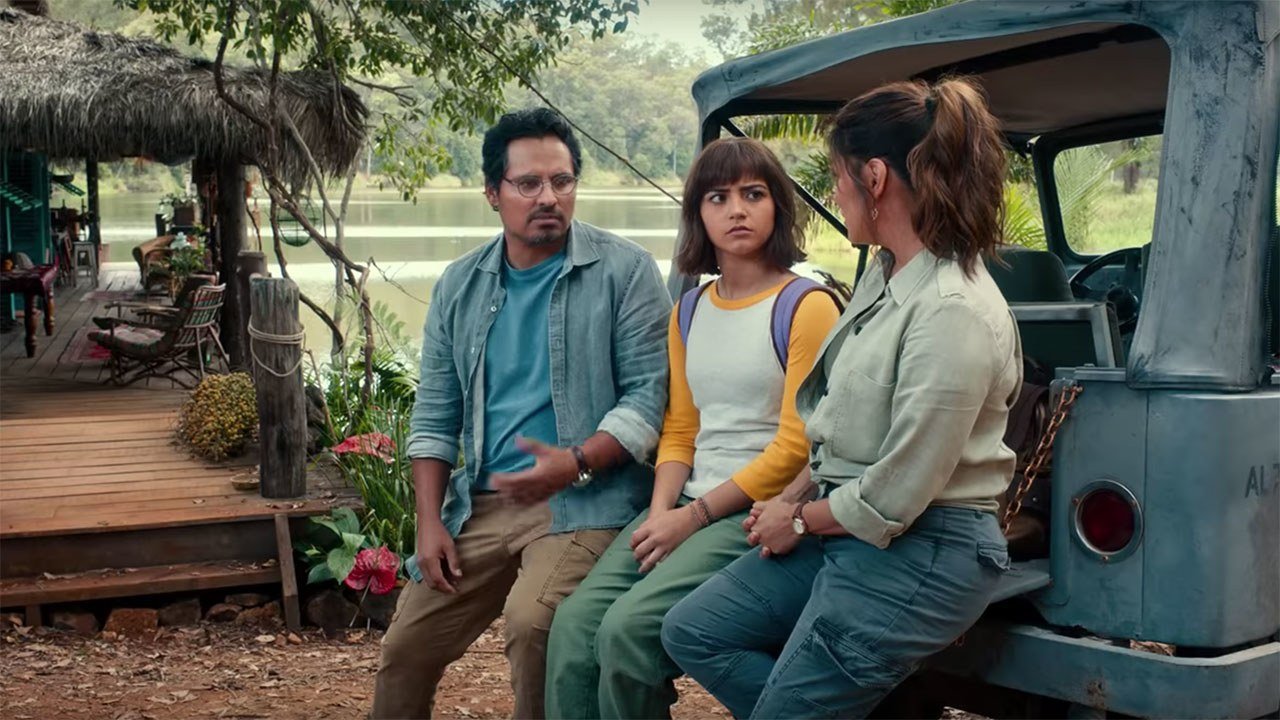 9 Potret dan Fakta Dora the Explorer Versi Film. Nggak Nyangka Kalau Udah Gede Sekece itu~