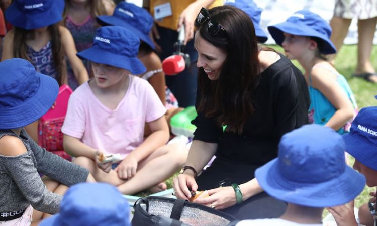 Tuai Banyak Pujian, PM New Zealand Ini Ternyata Working Mom yang Bikin Banyak Gebrakan