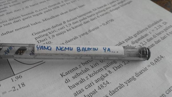 Menebak Isi Tas Dilan dari Karakter dan Kebiasaannya. Kira-Kira Badboy Manis itu Bawa Apa Aja, Ya?