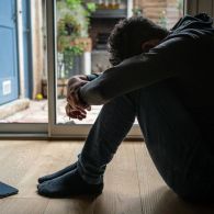 11 Lagu Sedih yang Bikin Kamu Nangis Tersedu-sedu sampai Lega!