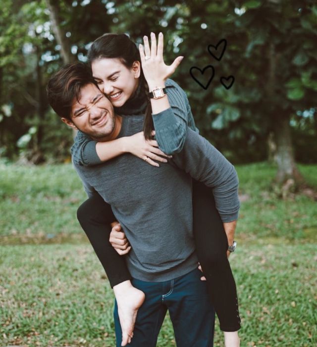 Parade 8 Gaya Pre-Wedding Irish Bella dan Ammar Zoni. Dari 70 Years Challenge Hingga Berbaju Daerah