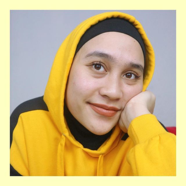 11 Ide Pakai Lipstik Warna Oranye ala Selebgram, Segar dan Nggak Norak