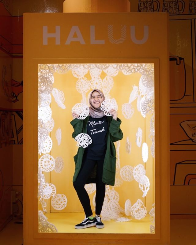 9+ Ide Style yang Super Playful ala Selebgram @strasysty. Seru dan Kekinian~