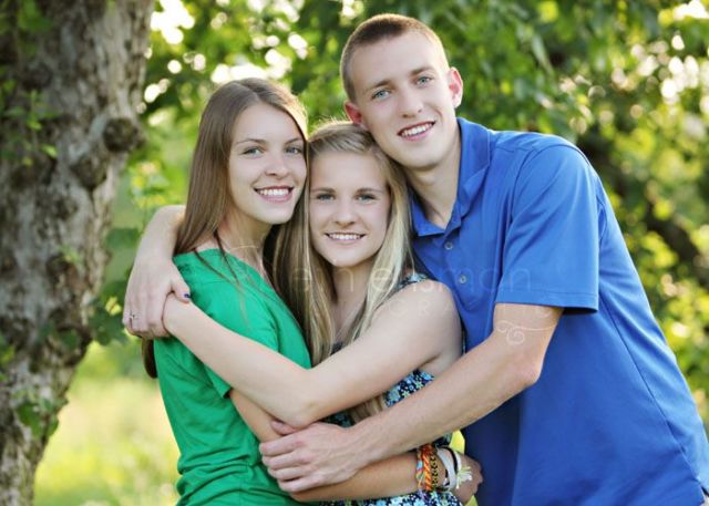 Adult 3 Siblings