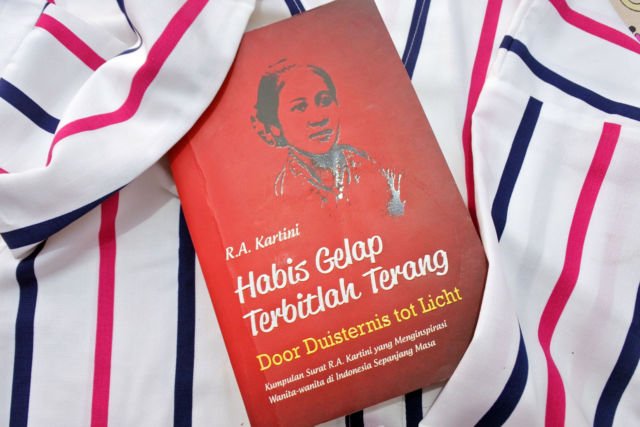 5 Cara Anggun untuk Memperingati Hari Kartini Selain Unggah Foto Berkebaya atau Dandan Cantik