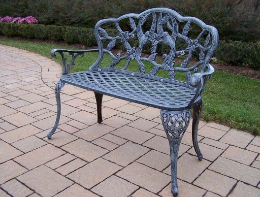 Model Hummingbird Bench