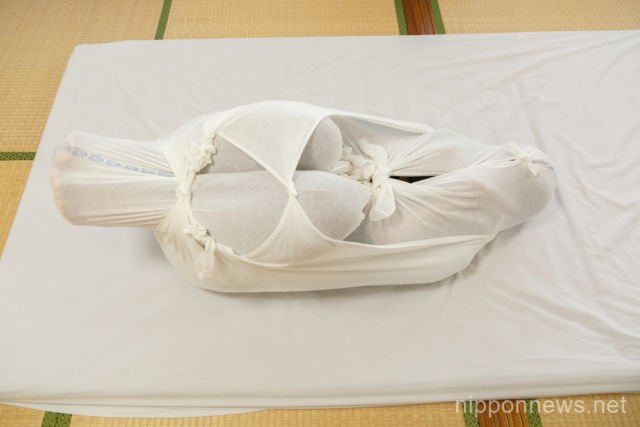 Mengulik Otonamaki, Terapi 'Bungkus Kain' Para Ibu di Jepang untuk Kurangi Sakit Pasca Melahirkan