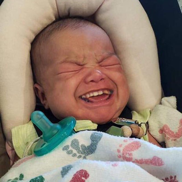 Kalau Bayi Udah Punya Gigi Sejak Lahir, Beginilah 11 Penampakannya. Bukannya Lucu, Malah Jadi Serem!