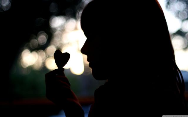 http://www.wallpaperswide.com/girl_silhouette_2-wallpapers.html